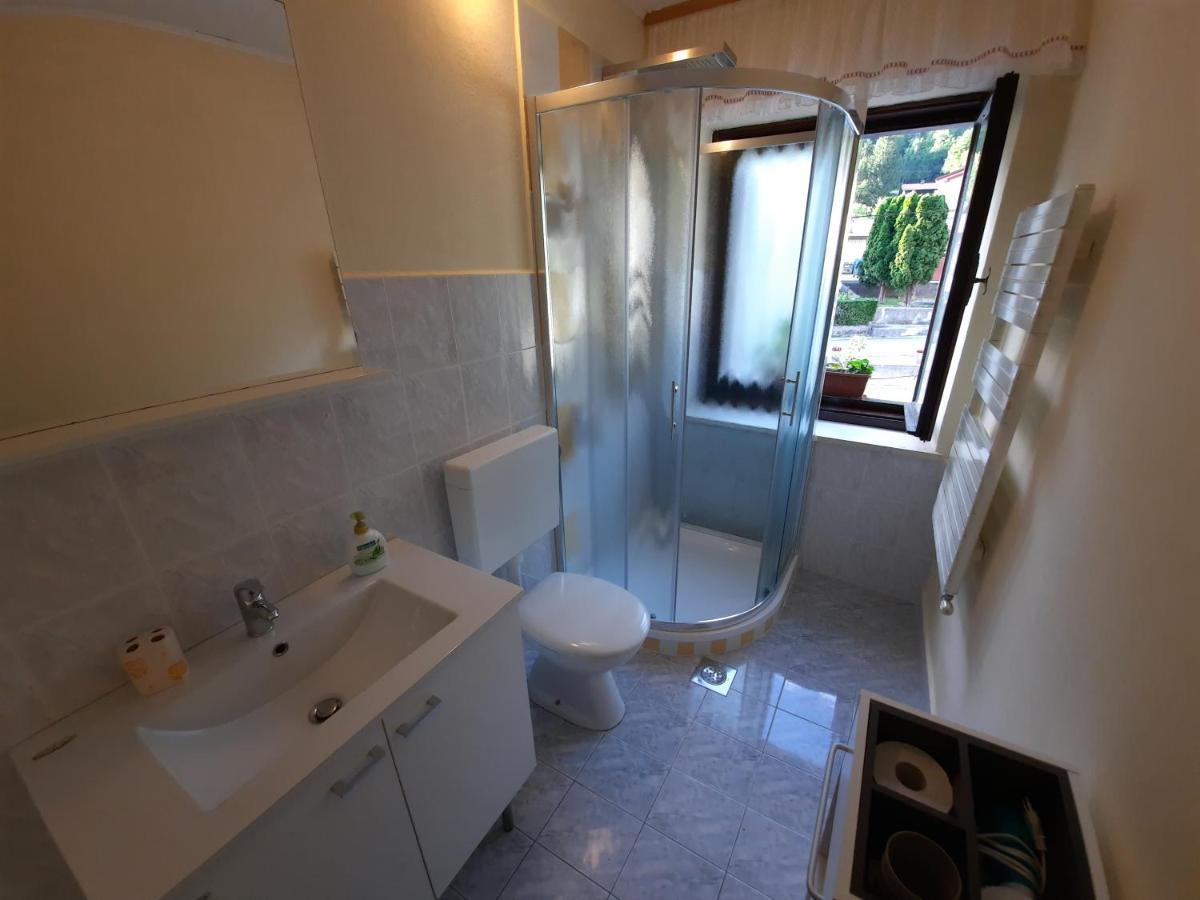 Chalet And Apartment Zonir With Sauna Kobarid Exterior photo